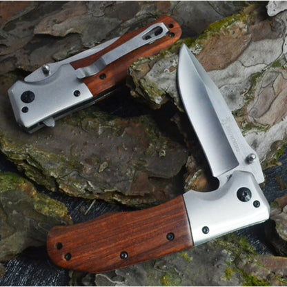 Outdoor Portable Folding Knife.