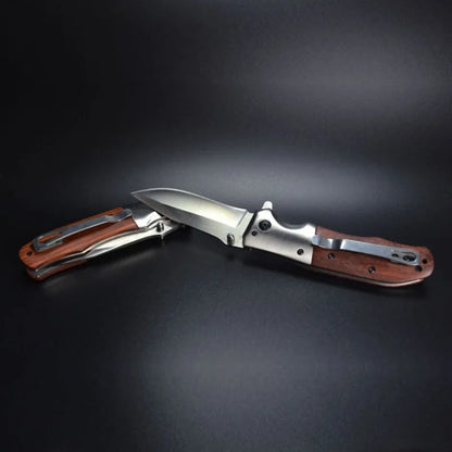 Outdoor Portable Folding Knife.