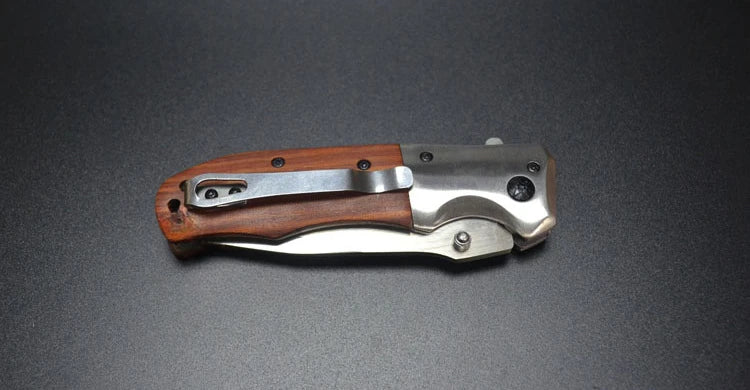 Outdoor Portable Folding Knife.